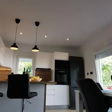 Apartman Perunika Selce Esterno foto