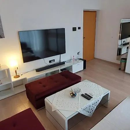 Apartman Perunika Selce Esterno foto