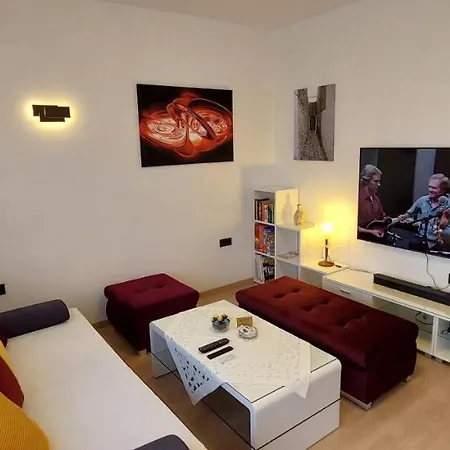 Apartman Perunika Selce Esterno foto