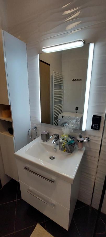 Apartment Perunika Selce